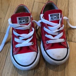 Red converse all stars